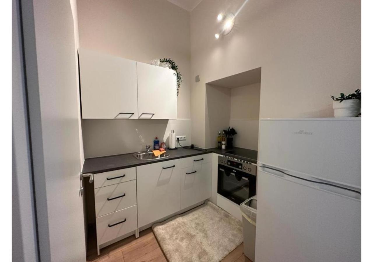Spacious Apartment, 3 Min To U6 Metro Вена Экстерьер фото