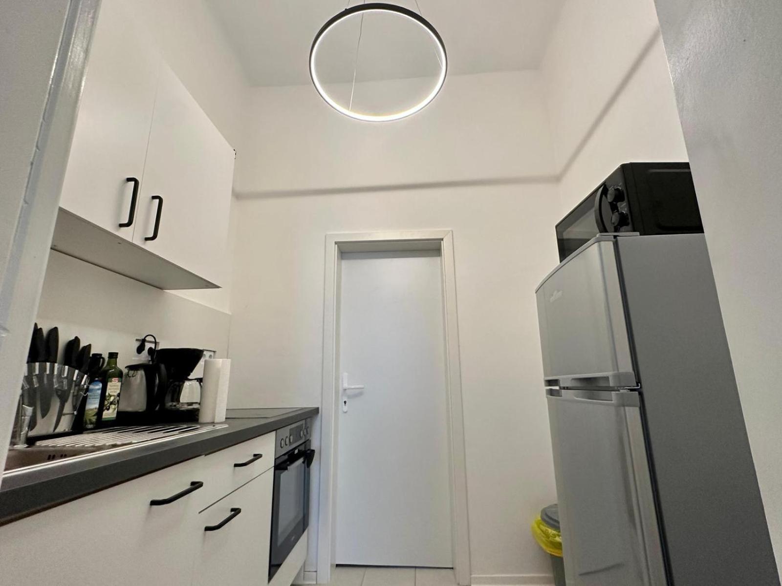 Spacious Apartment, 3 Min To U6 Metro Вена Экстерьер фото