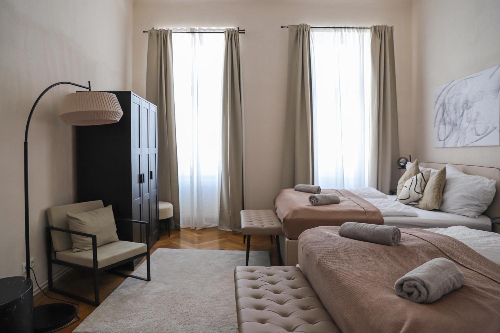 Spacious Apartment, 3 Min To U6 Metro Вена Экстерьер фото