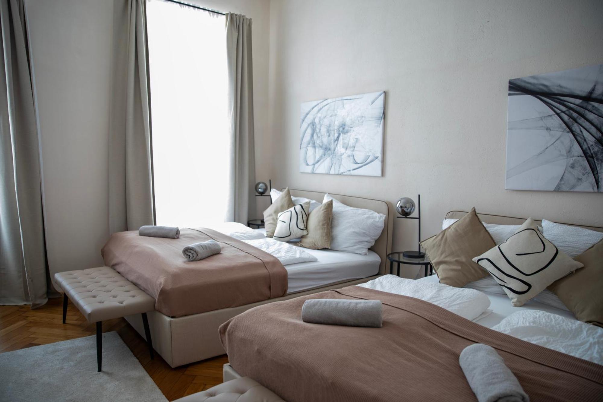 Spacious Apartment, 3 Min To U6 Metro Вена Экстерьер фото
